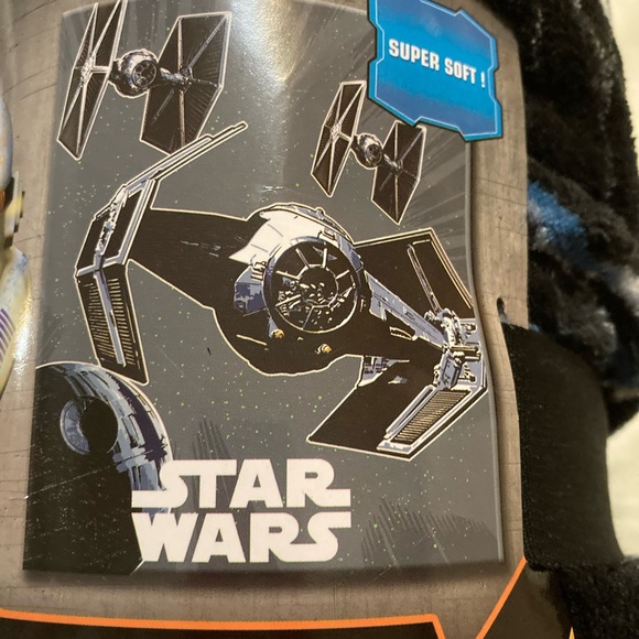 Star Wars Plush throw new, unopened - Picture 2 of 6